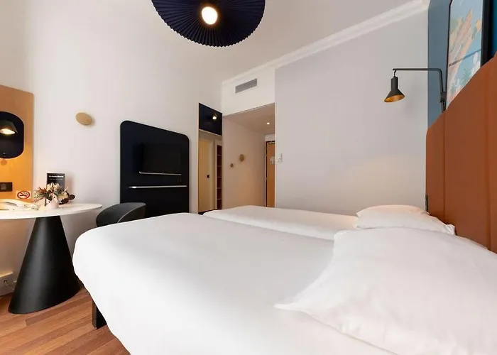 Ibis Centre Notre Dame 3*