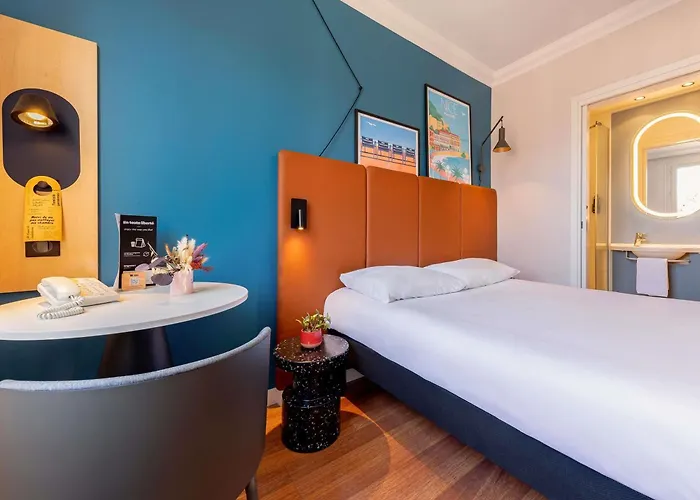 Ibis Centre Notre Dame 3*