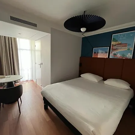 Hotell Ibis Centre Notre Dame 3*