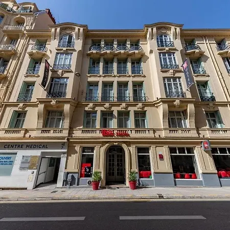 Ibis Centre Notre Dame 3*