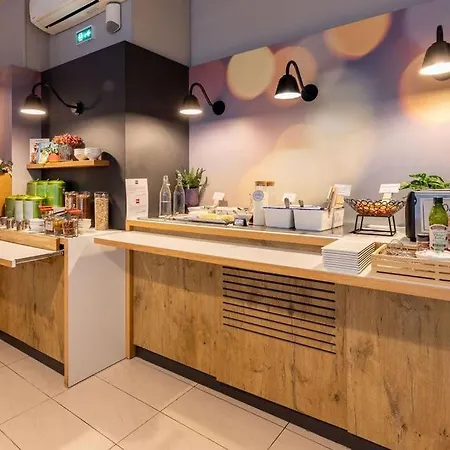 Ibis Centre Notre Dame 3*