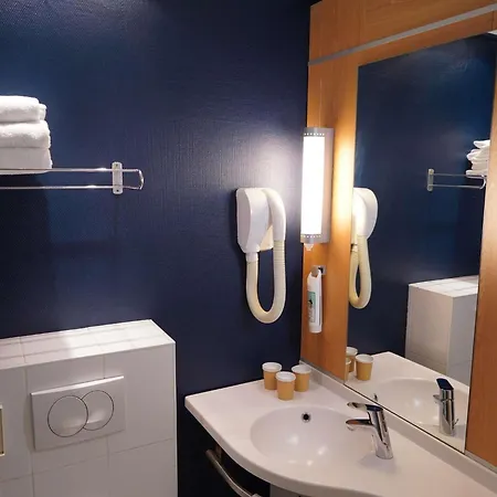 Ibis Centre Notre Dame 3*