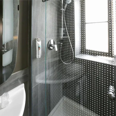 Ibis Centre Notre Dame Nizza