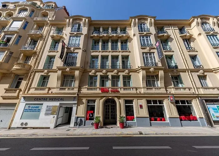 イビス サントル ノートル ダム 3*