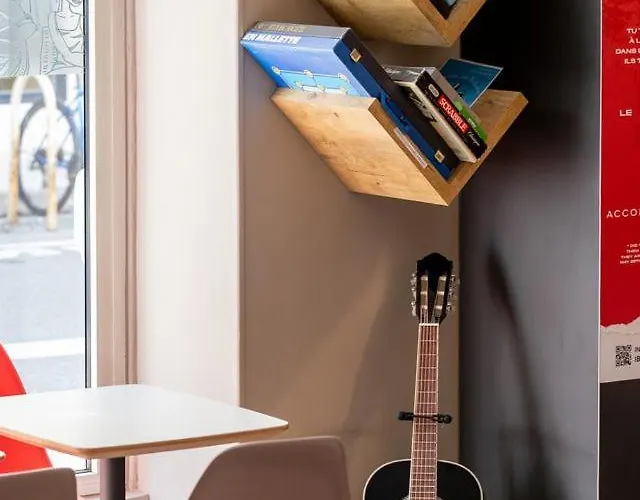 ホテル イビス サントル ノートル ダム ニース