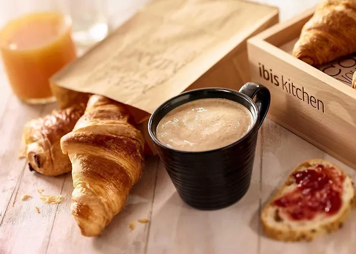 Ibis Centre Notre Dame 3*